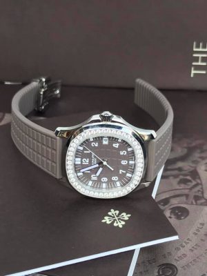 รับซื้อPatek Philippe 5067A-023