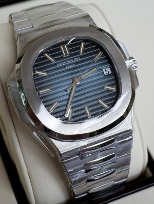 รับซื้อPatek 5711 1A-010